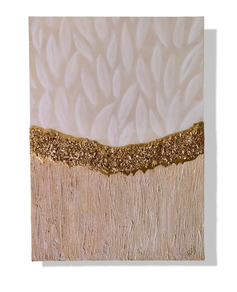 Plumas oro — obra de resina epoxi